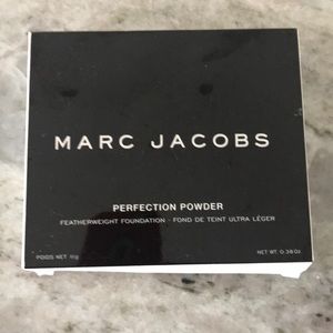 Marc Jacobs perfection powder
